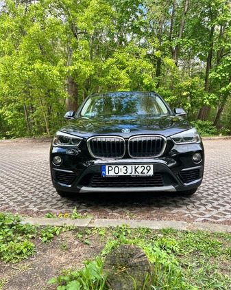 BMW X1 cena 93000 przebieg: 106055, rok produkcji 2018 z Poznań małe 46